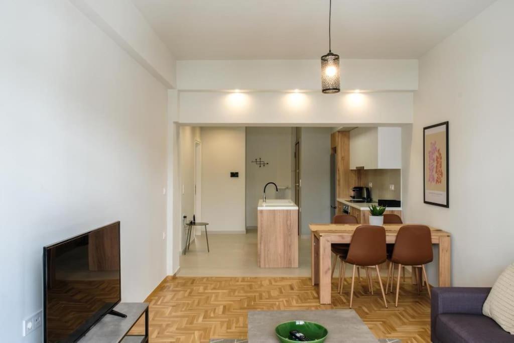 Modern Pangrati Flat! Apartment Athens Luaran gambar