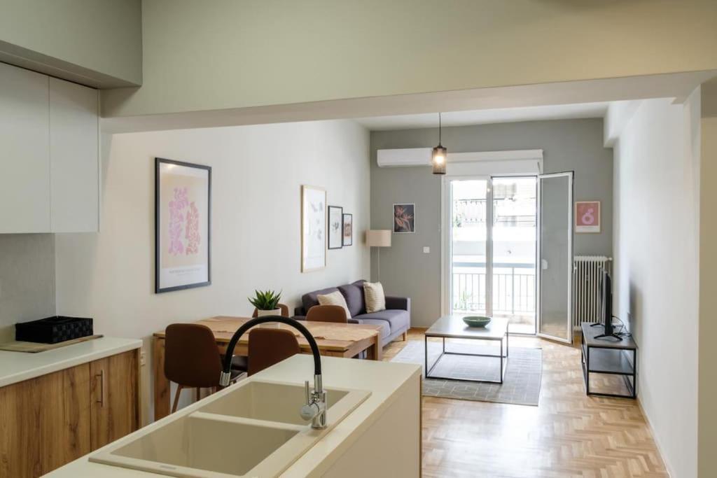 Modern Pangrati Flat! Apartment Athens Luaran gambar